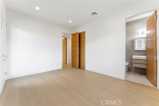 MLS #WS25264856 image #38