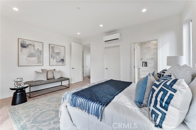 MLS #WS25264856 image #59