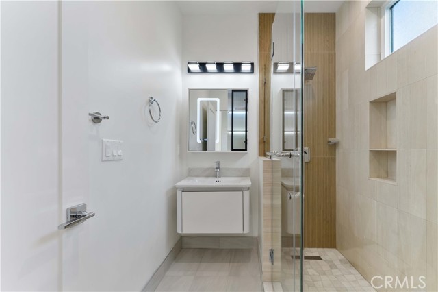 MLS #WS25264856 image #64