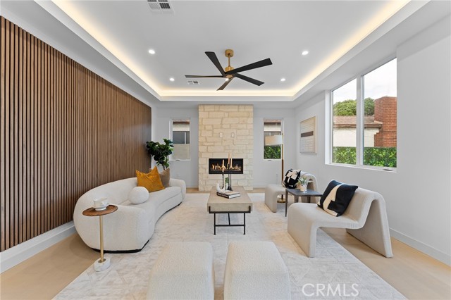 MLS #WS25264856 image #8