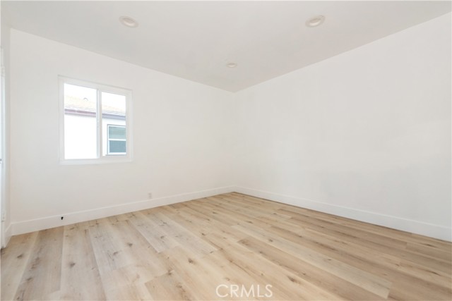 MLS #WS25264986 image #12