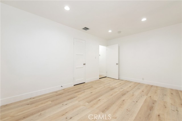 MLS #WS25264986 image #14