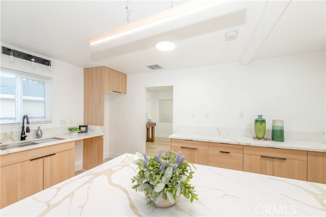 MLS #WS25264986 image #19