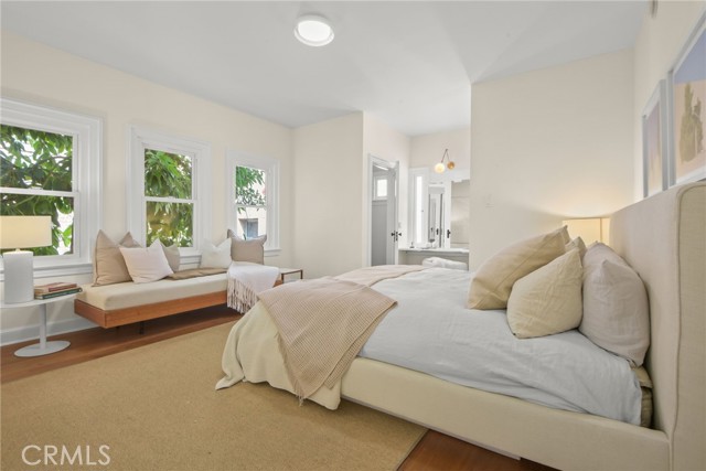 MLS #WS25265117 image #8