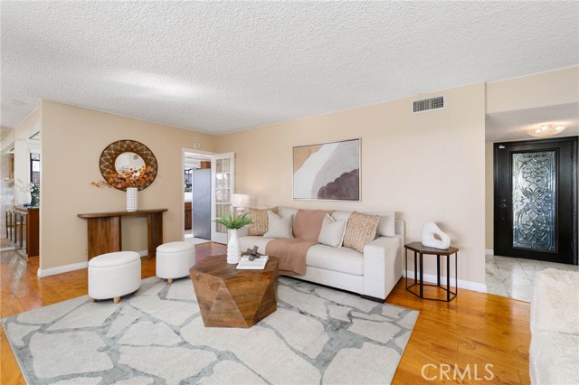 MLS #WS25265223 image #3