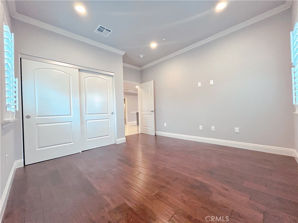 MLS #WS25265321 image #3