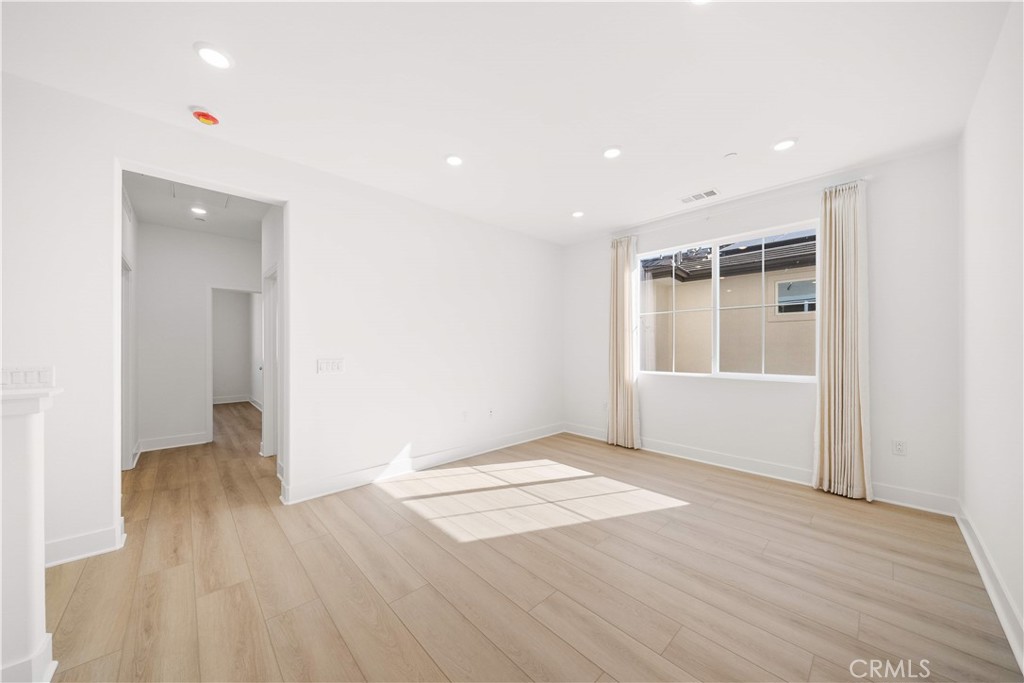 MLS #WS25265353 image #28