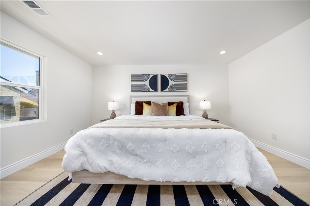 MLS #WS25265398 image #17