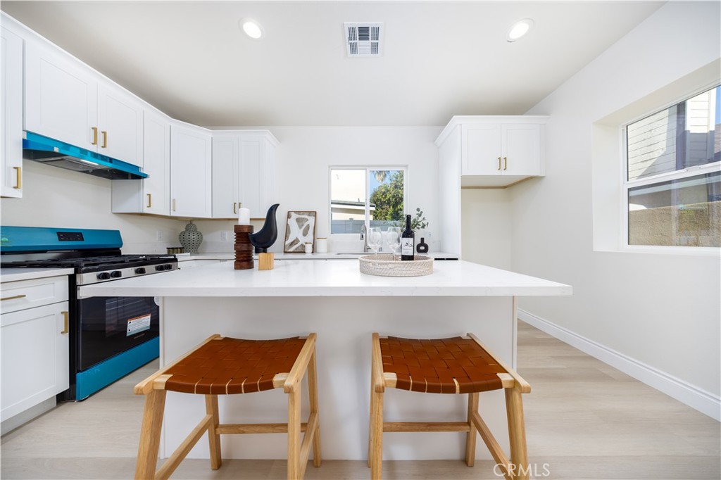 MLS #WS25265398 image #2