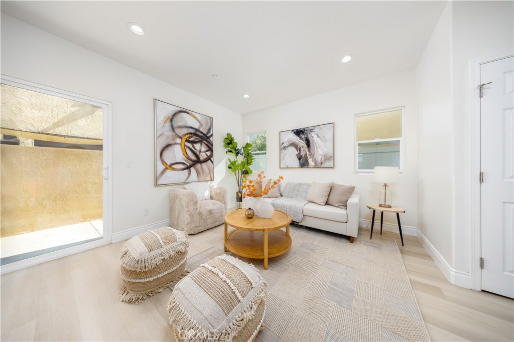 MLS #WS25265398 image #6