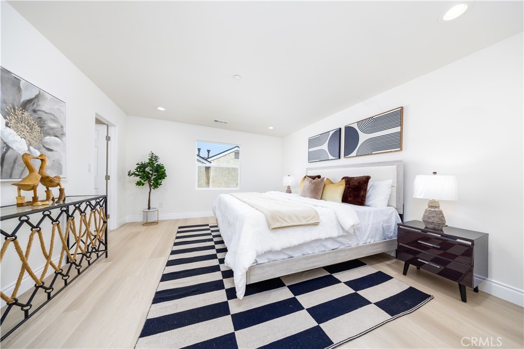 MLS #WS25265400 image #14