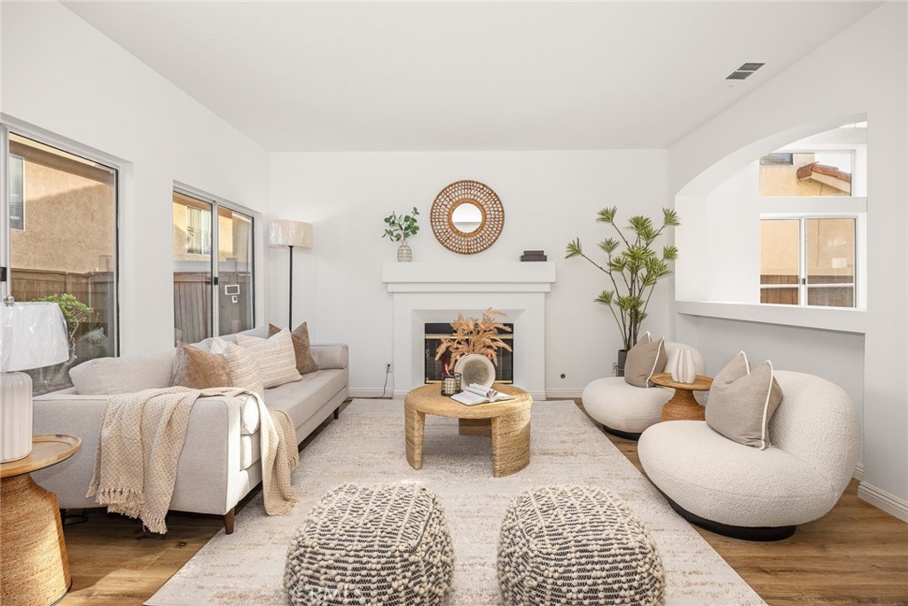 MLS #WS25265828 image #10