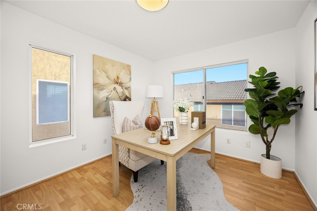 MLS #WS25265828 image #21