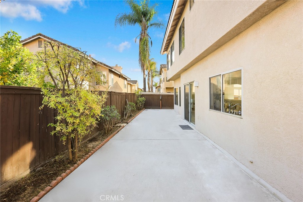 MLS #WS25265828 image #25