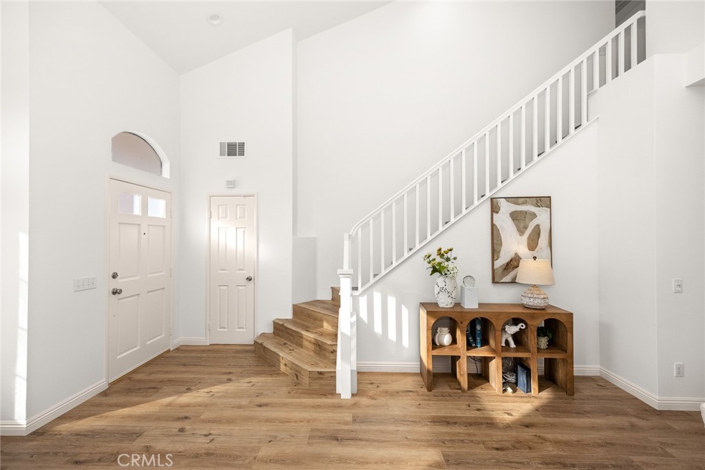 MLS #WS25265828 image #4