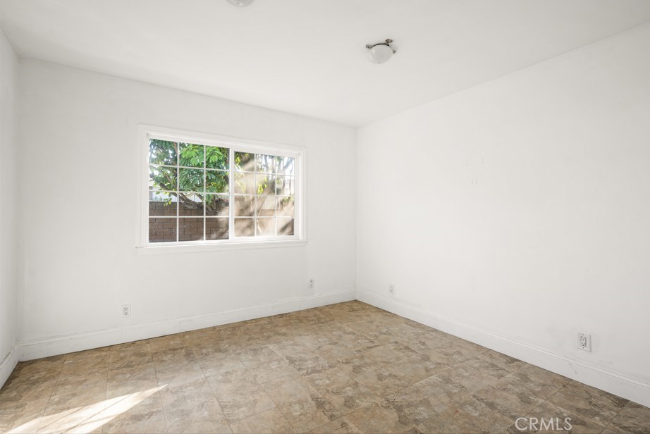 MLS #WS25266517 image #14