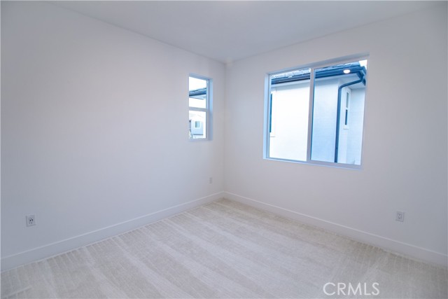 MLS #WS25266527 image #12