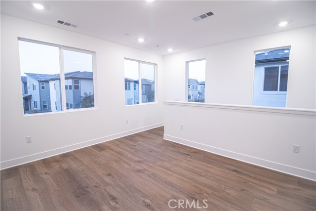 MLS #WS25266527 image #22