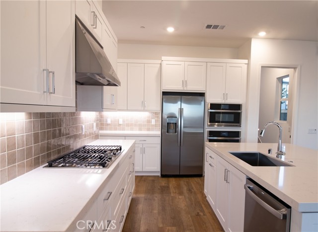 MLS #WS25266527 image #4