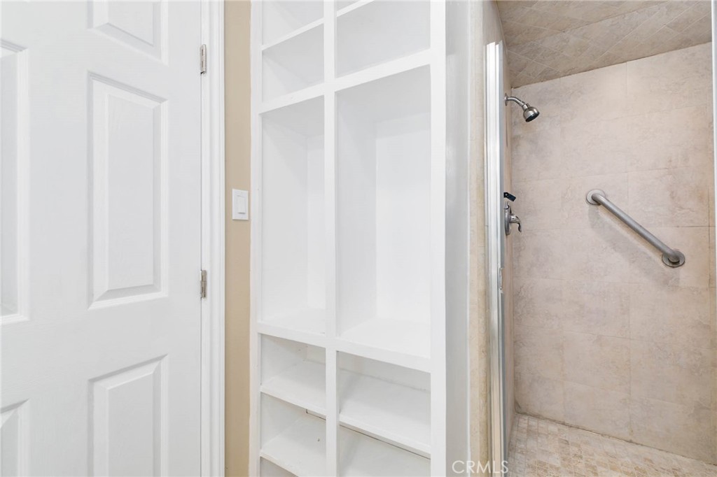 MLS #WS25266571 image #18