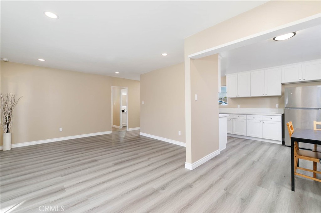 MLS #WS25266571 image #5