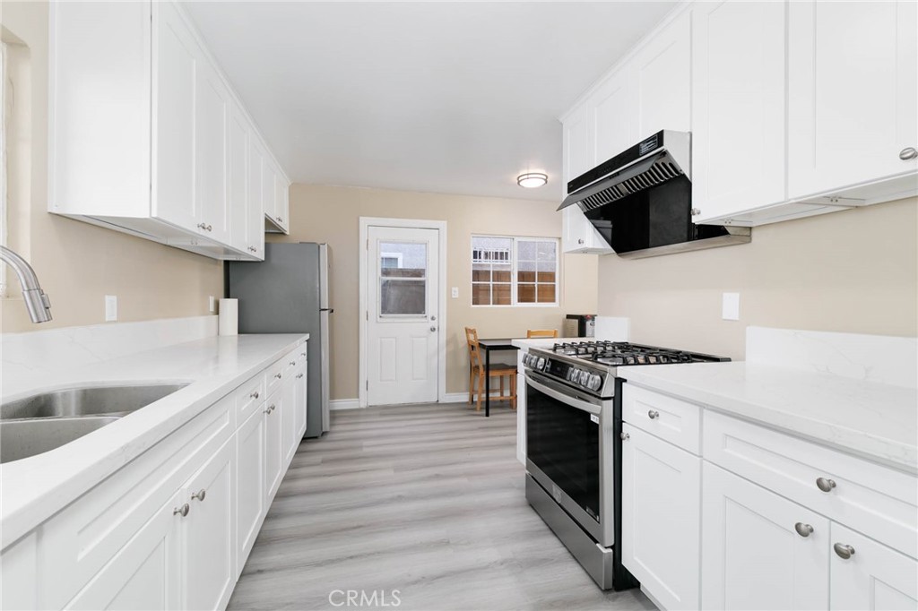 MLS #WS25266571 image #9