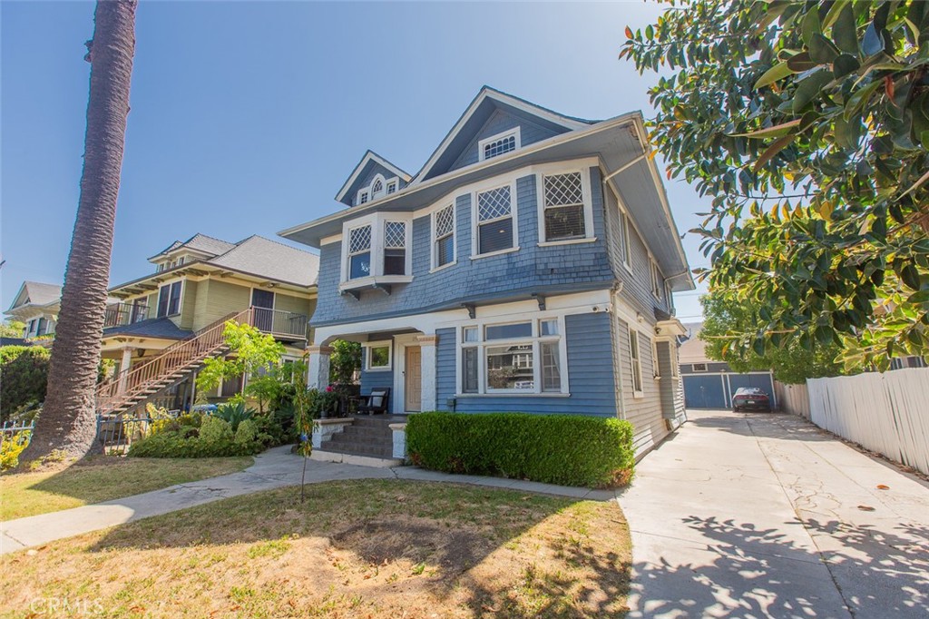 MLS #WS25266630 image #1