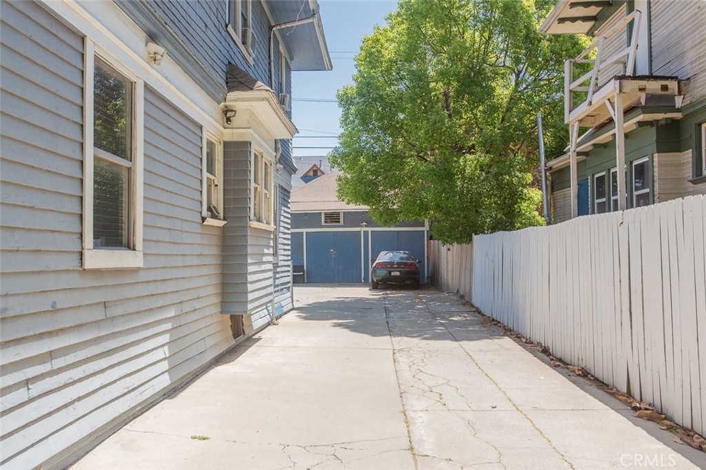 MLS #WS25266630 image #20