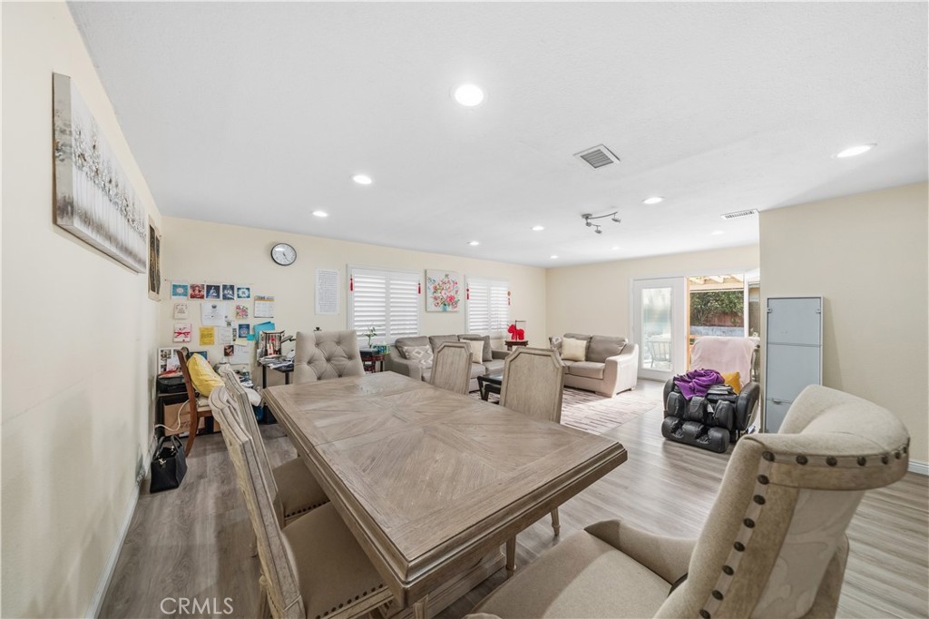 MLS #WS25266814 image #6