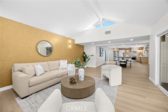 MLS #WS25266849 image #10