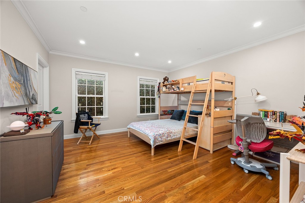 MLS #WS25266852 image #22