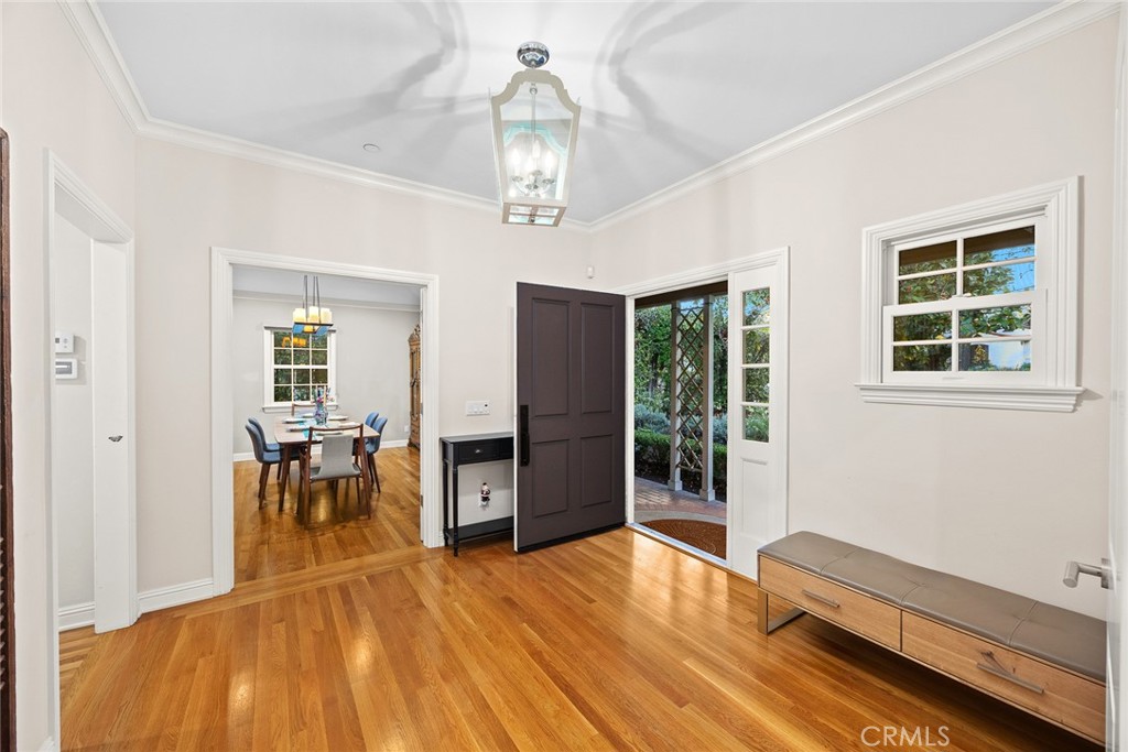 MLS #WS25266852 image #4