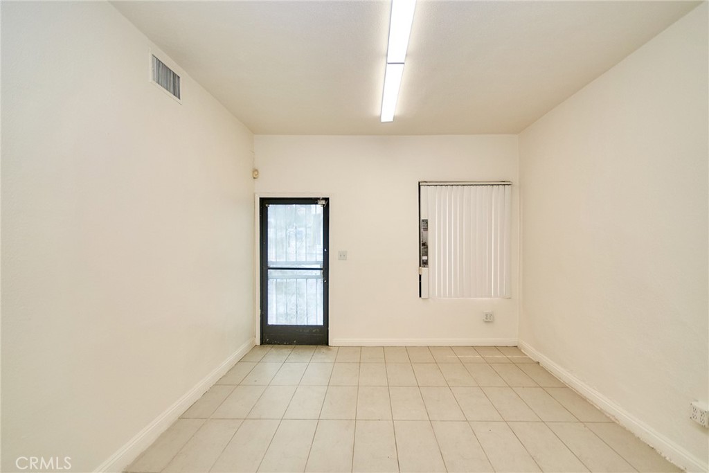 MLS #WS25266854 image #12