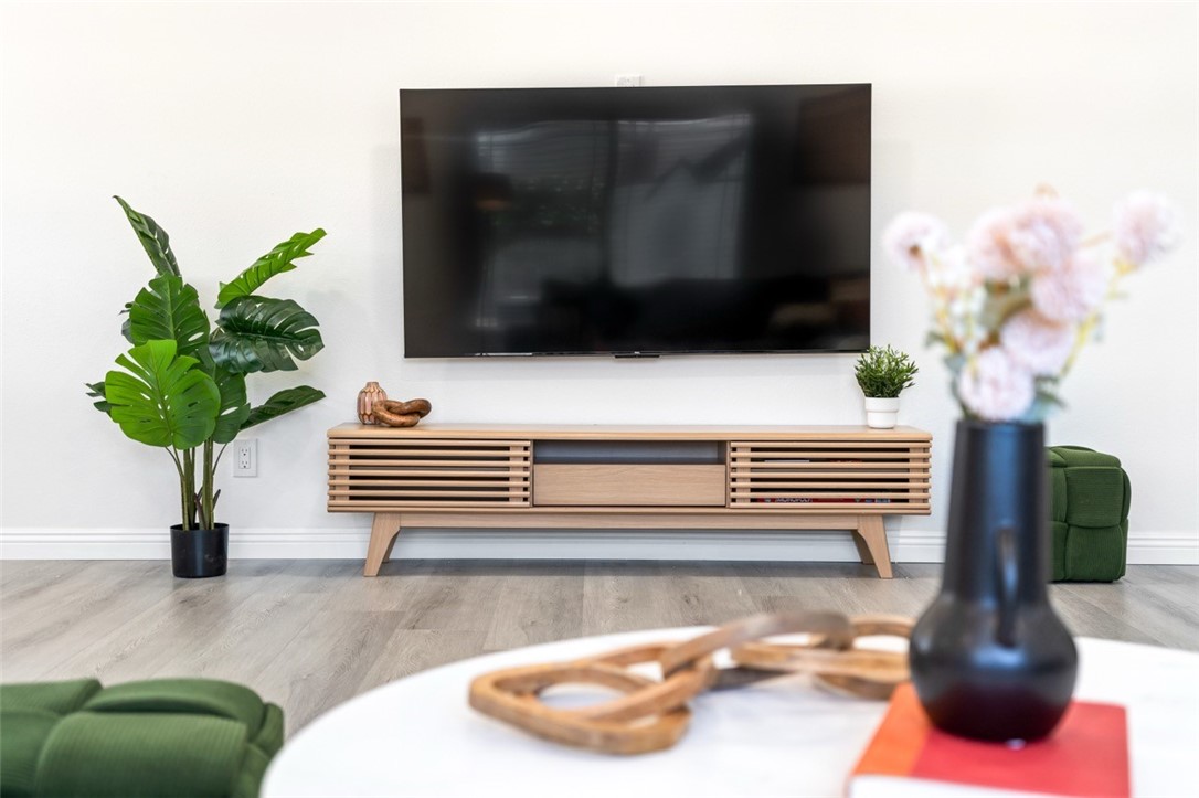 MLS #WS25266997 image #19