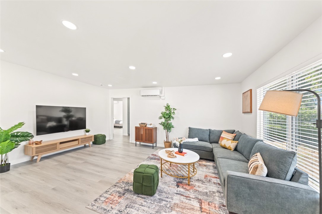 MLS #WS25266997 image #51