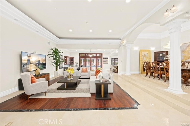 MLS #WS25267059 image #8