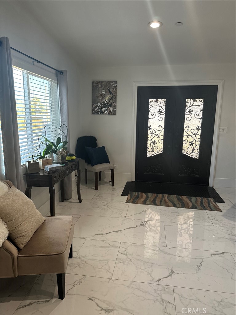 MLS #WS25267069 image #8