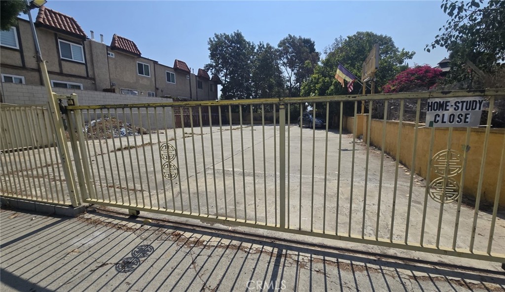 MLS #WS25267175 image #33