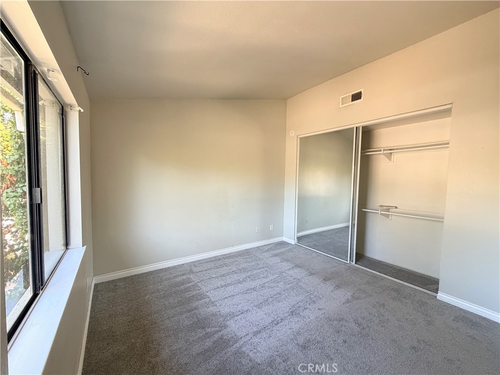 MLS #WS25267406 image #23