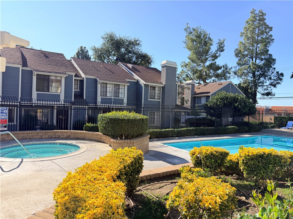 MLS #WS25267406 image #3