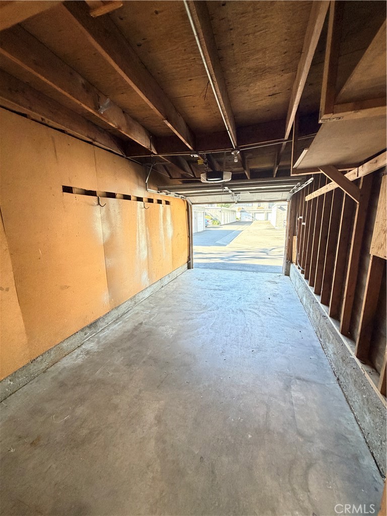 MLS #WS25267406 image #8