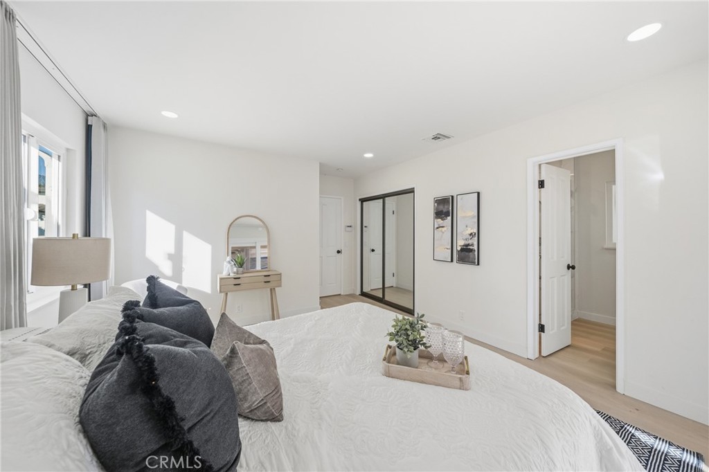 MLS #WS25267481 image #11