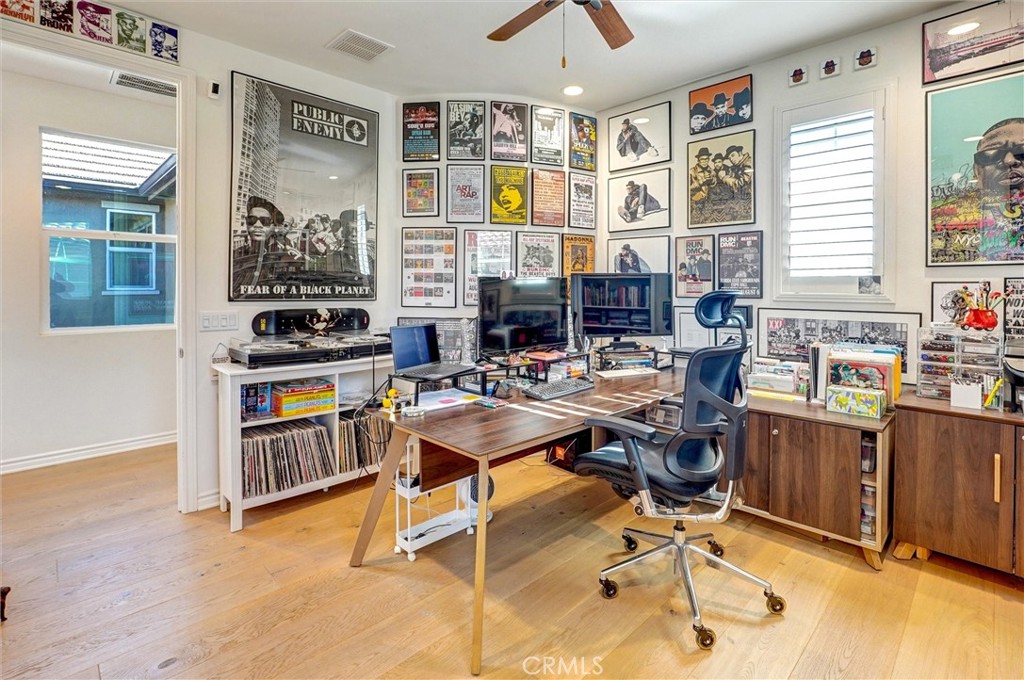 MLS #WS25267487 image #43