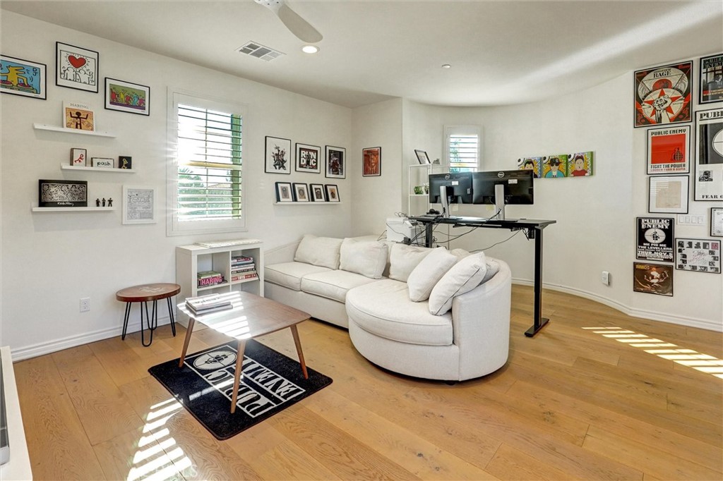 MLS #WS25267487 image #46