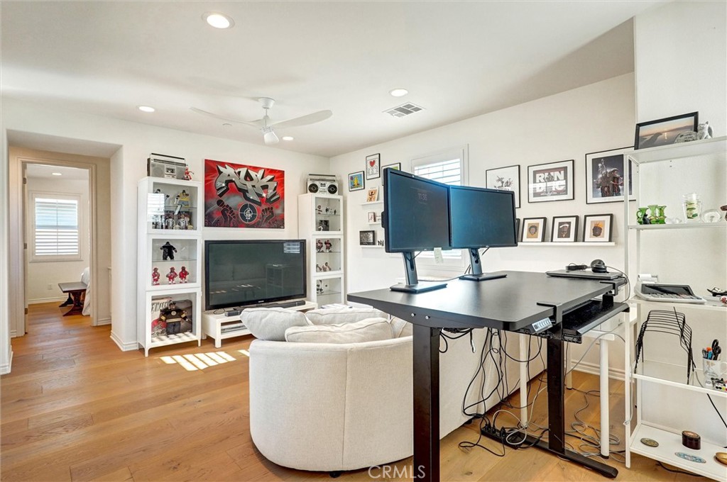 MLS #WS25267487 image #47