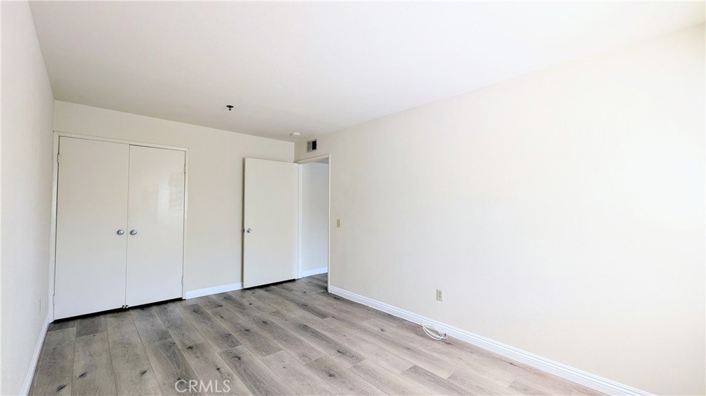 MLS #WS25267700 image #18