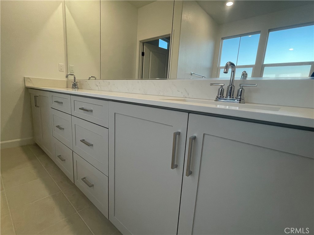 MLS #WS25267717 image #12