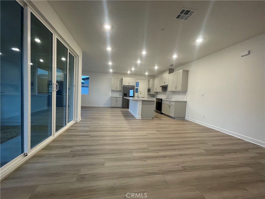 MLS #WS25267717 image #20