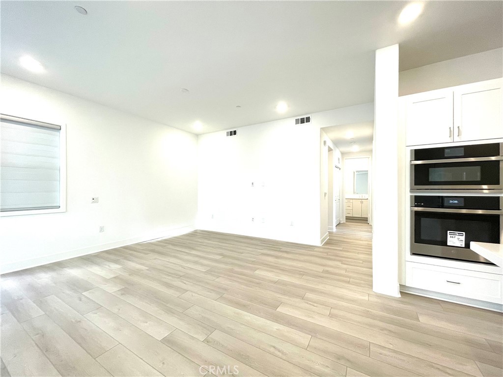 MLS #WS25267963 image #12