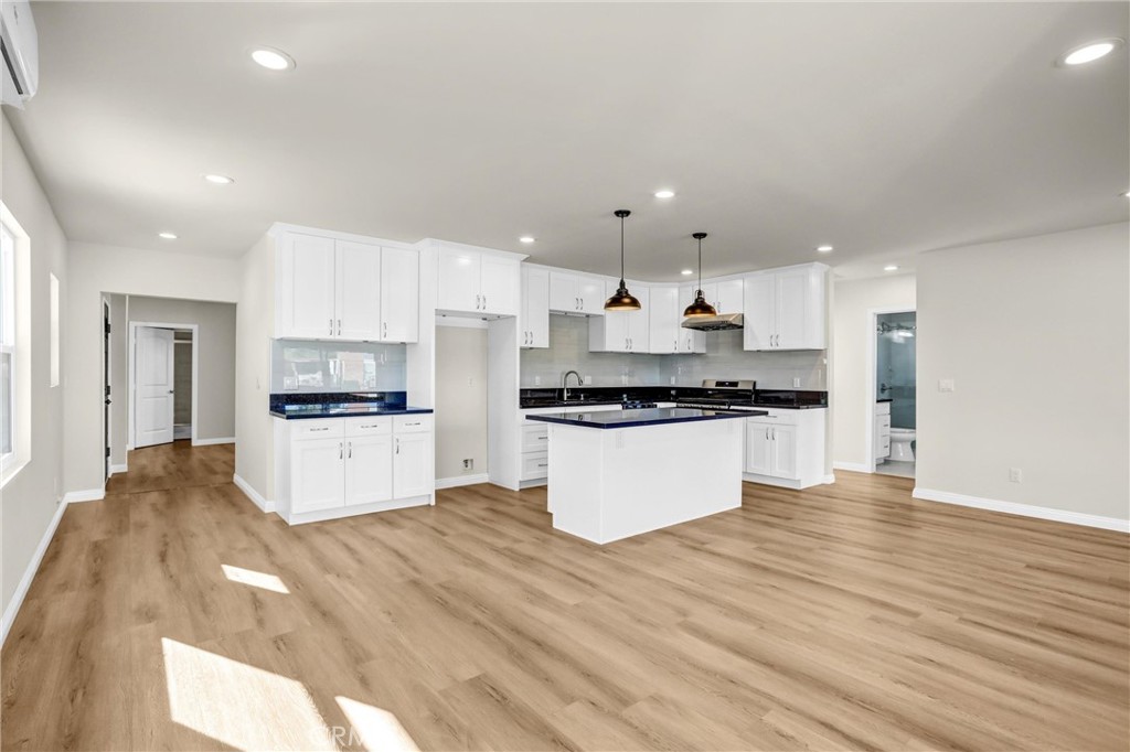 MLS #WS25268015 image #8